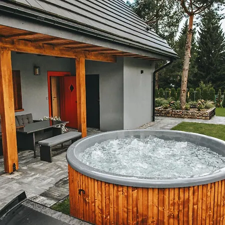 Holiday home Skrzaci Zakatek - Z Prywatna Balia Z Jacuzzi Stronie Slaskie